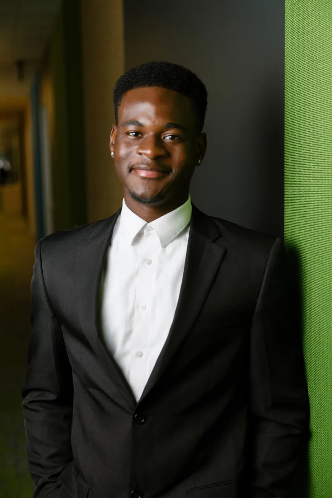 Daniel Esambu, headshot